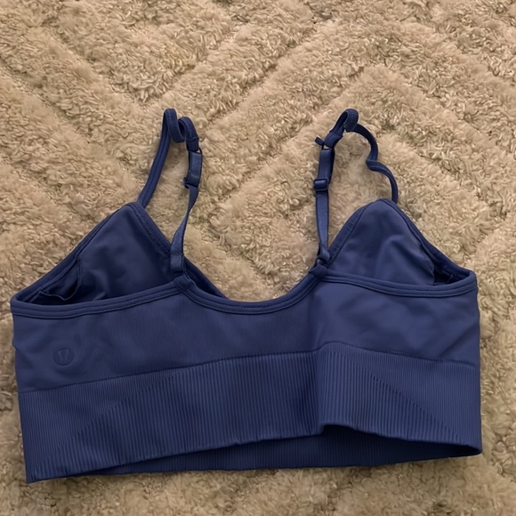 Lululemon bra - Picture 2 of 3